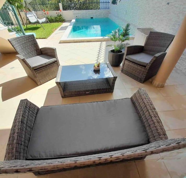 Paradise House - Apartment In Villa With Private Pool And Private Garden Aldeia do Mato  Esterno foto
